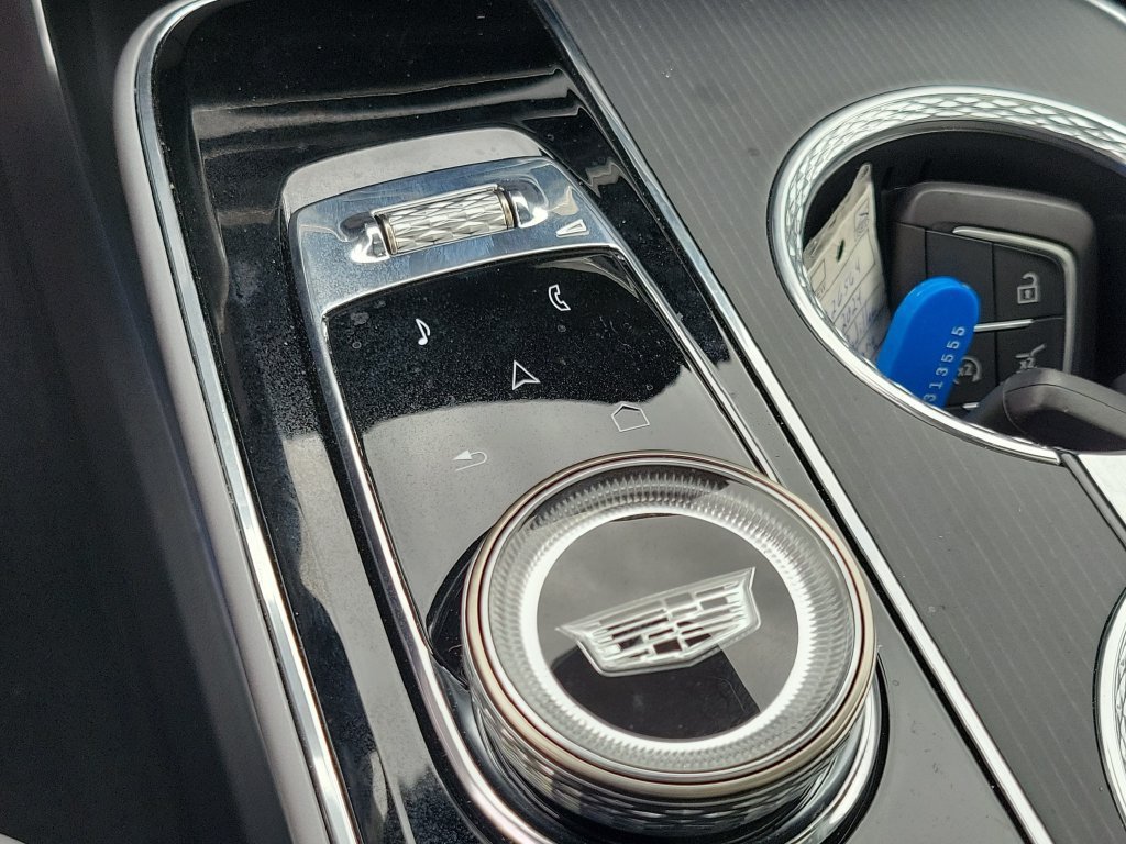 Used 2024 Cadillac Lyriq Sport w/ LPO, Floor Liner Package AWD/4WD image 31