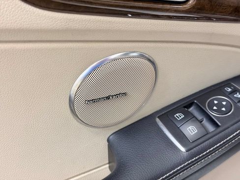 Used 2014 Mercedes-Benz SLK 250 image 11