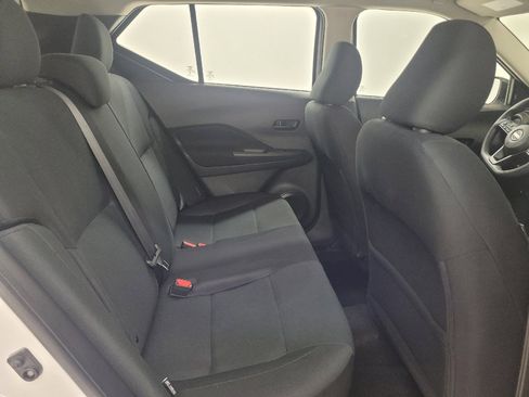 Used 2024 Nissan Kicks S FWD image 19