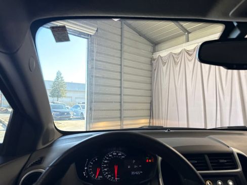 Used 2019 Chevrolet Sonic LT FWD image 25
