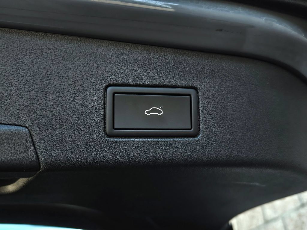 Used 2023 Volkswagen ID.4 S RWD image 25