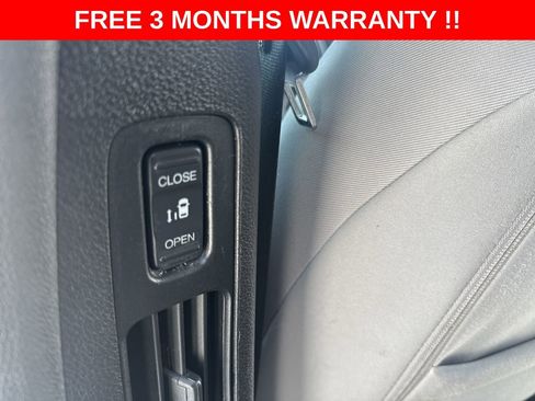 Used 2018 Honda Odyssey EX image 31