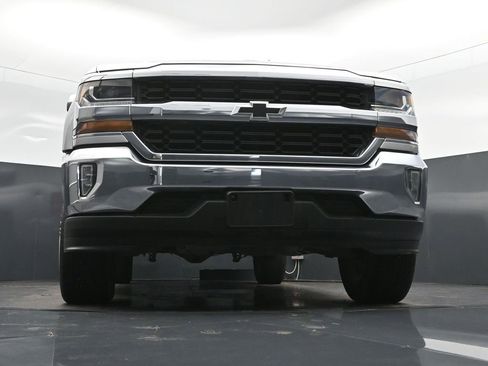 Used 2018 Chevrolet Silverado 1500 LT w/ Texas Edition RWD image 46