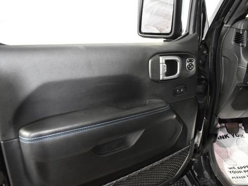 Used 2024 Jeep Wrangler High Altitude AWD/4WD image 7