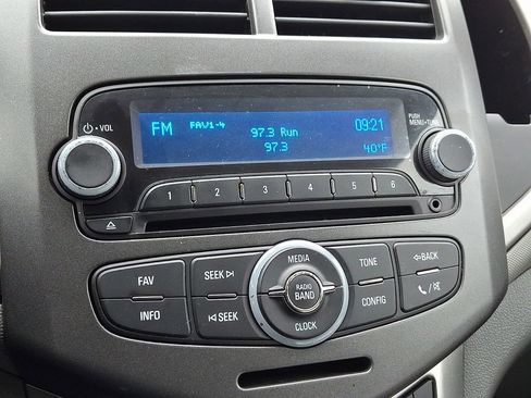 Used 2015 Chevrolet Sonic LT image 15