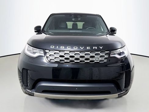 Used 2025 Land Rover Discovery S AWD/4WD image 2