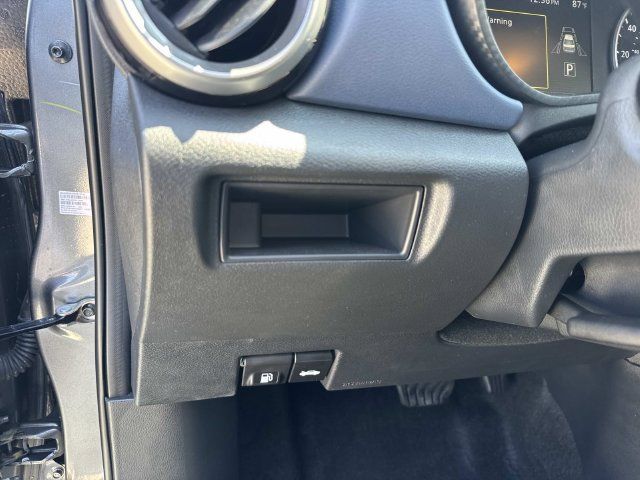 Used 2024 Nissan Versa SV w/ Trunk Package FWD image 20