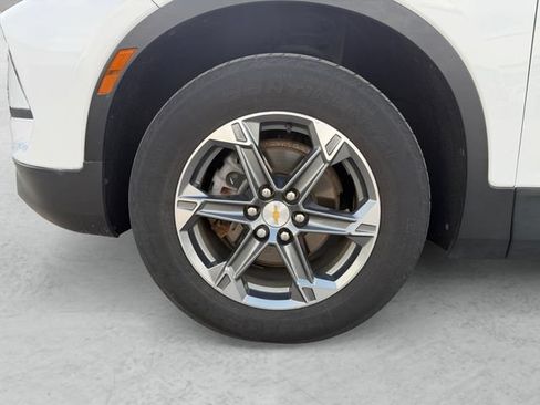 Used 2024 Chevrolet Blazer LT w/ Convenience Package FWD image 23