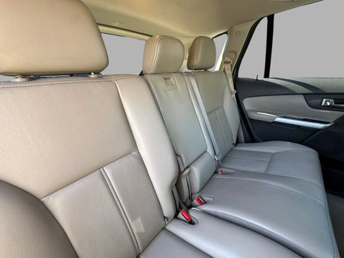 Used 2011 Ford Edge Limited w/ Driver Entry Pkg FWD image 41