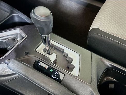 Used 2017 Toyota RAV4 XLE image 18