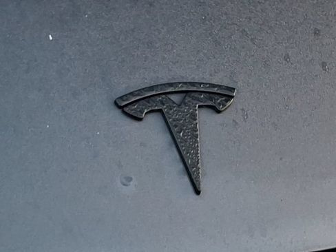 Used 2023 Tesla Model 3 Standard Range RWD image 6