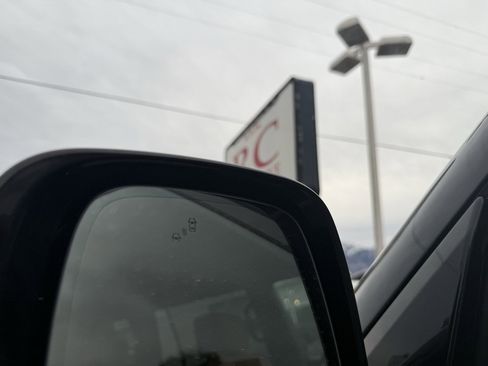 Used 2023 INFINITI QX80 Sensory w/ Cargo Package image 12