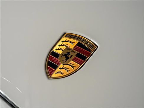 Certified 2026 Porsche Cayenne E-Hybrid Coupe AWD/4WD image 13