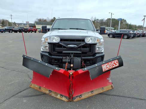 Used 2011 Ford F250 XL image 9