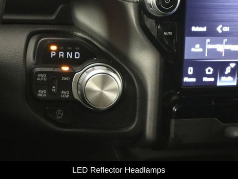 Used 2023 RAM 1500 Laramie AWD/4WD image 28