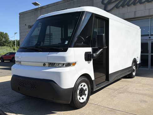 Used 2024 Chevrolet Brightdrop 600 w/ Commercial Equipment Package AWD/4WD image 2