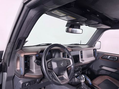 Used 2022 Ford Bronco Outer Banks image 19