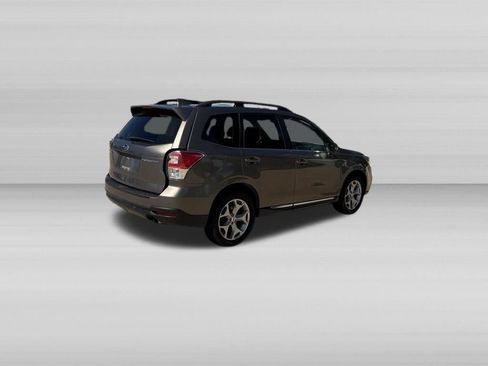 Used 2018 Subaru Forester 2.5i Touring w/ Popular Package #3B AWD/4WD image 3