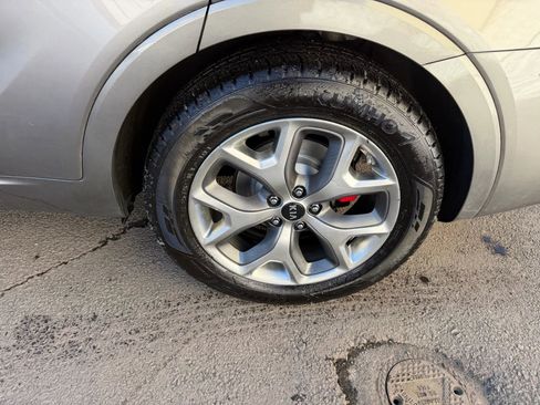Used 2019 Kia Sorento SX AWD/4WD image 9