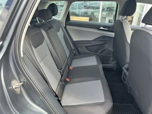 Certified 2023 Volkswagen Taos S FWD image 24