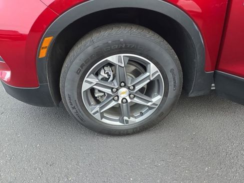 Used 2025 Chevrolet Blazer LT image 25