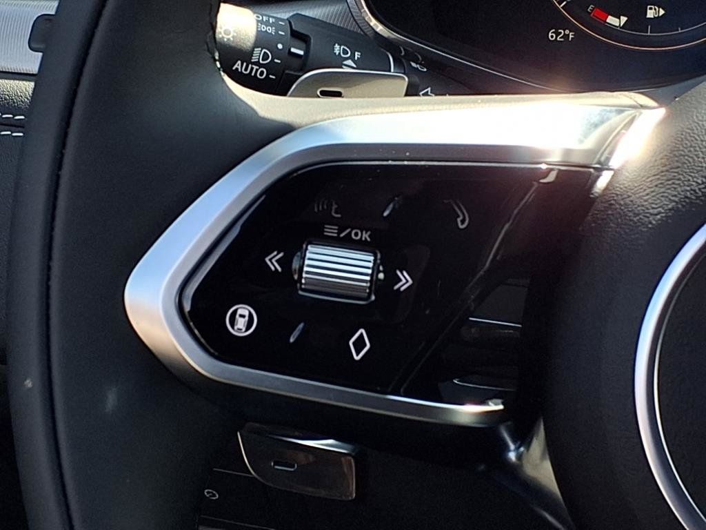 New 2026 Jaguar F-PACE R-Dynamic S AWD/4WD image 16