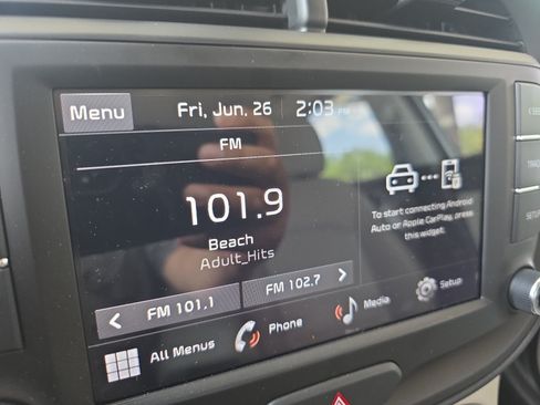Certified 2025 Kia Soul LX w/ LX Technology Package FWD image 12