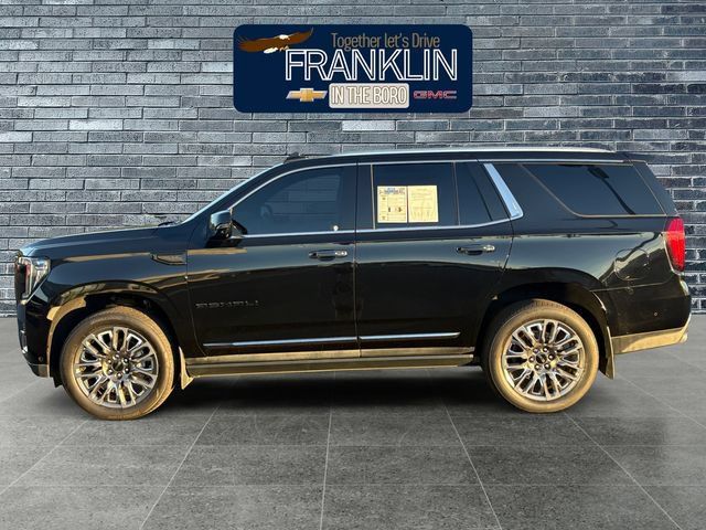 Used 2024 GMC Yukon Denali Ultimate AWD/4WD image 2