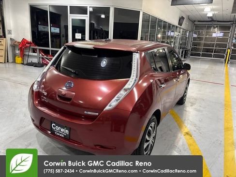 Used 2012 Nissan Leaf SL FWD image 8