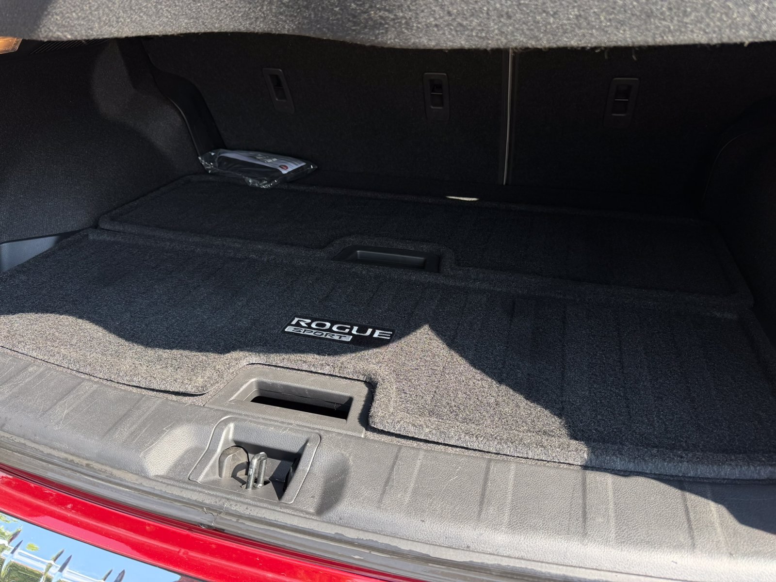 Used 2022 Nissan Rogue Sport SL w/ Premium Package FWD image 32