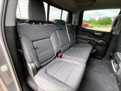 Used 2022 GMC Sierra 1500 Elevation w/ Preferred Package image 35