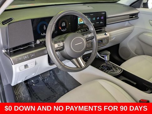 Used 2025 Hyundai Kona SEL FWD image 14
