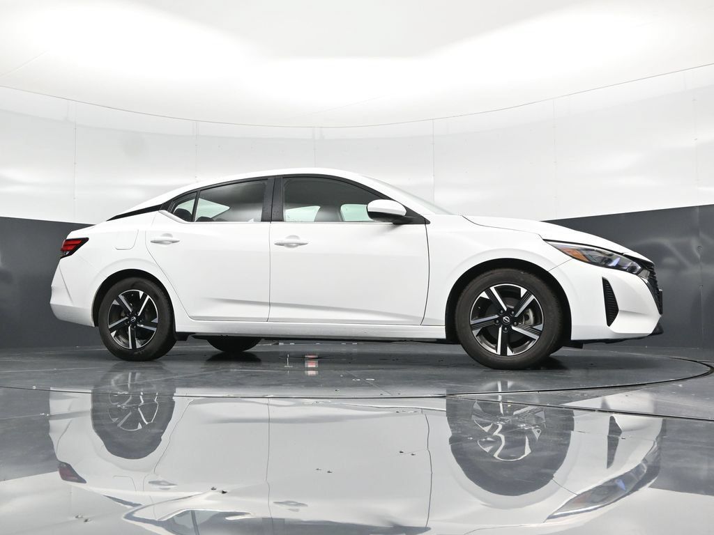 Used 2024 Nissan Sentra SV FWD image 51