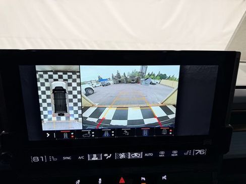 Used 2024 GMC Hummer EV 3X AWD/4WD image 36