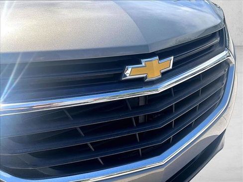 Used 2019 Chevrolet Equinox LT FWD image 30