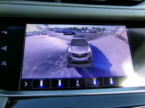Used 2020 Cadillac XT5 Premium Luxury AWD/4WD image 25