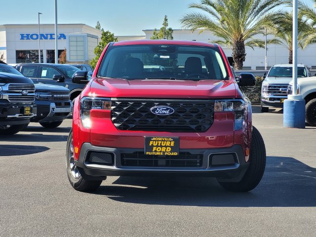 New 2026 Ford Maverick XLT w/ XLT Luxury Package FWD image 3