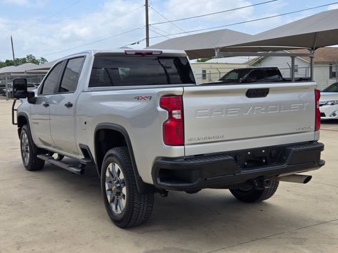 Used 2023 Chevrolet Silverado 2500 Custom w/ Custom Value Package AWD/4WD image 5