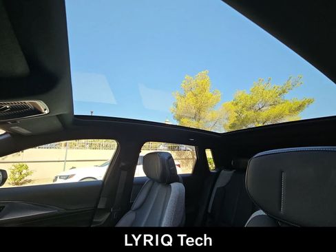 Used 2024 Cadillac Lyriq Tech AWD/4WD image 28