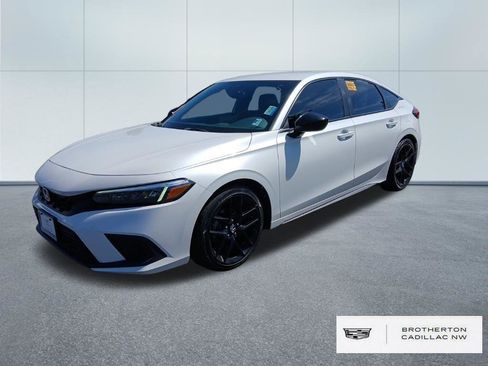 Used 2022 Honda Civic Sport image 1