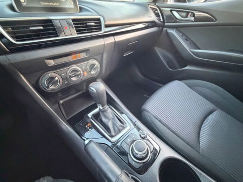 Used 2016 MAZDA MAZDA3 i Sport w/ Preferred Equipment Package FWD image 14