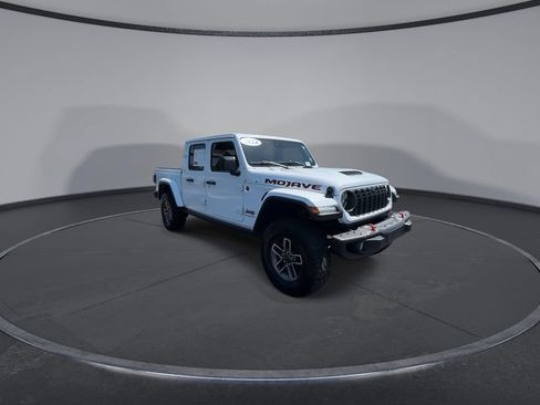 Used 2024 Jeep Gladiator Mojave AWD/4WD image 3