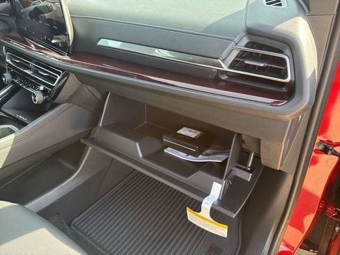 New 2026 Chevrolet Traverse Z71 w/ Driver Confidence Package image 58