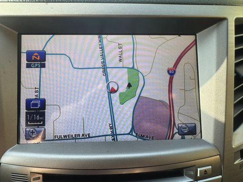 Used 2012 Subaru Outback 3.6R Limited image 26