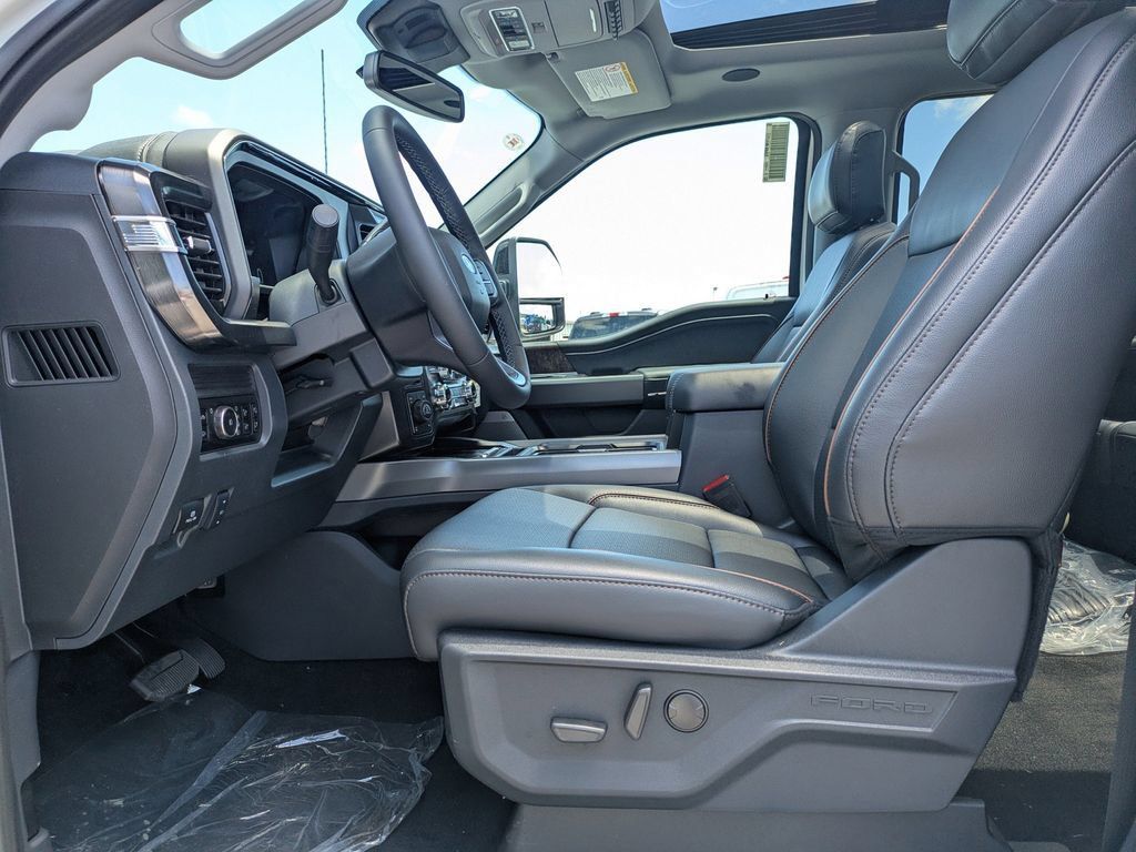 New 2026 Ford F350 Lariat w/ Tremor Off-Road Package AWD/4WD image 22