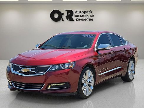 Used 2017 Chevrolet Impala Premier w/ Enhanced Convenience Package FWD image 2