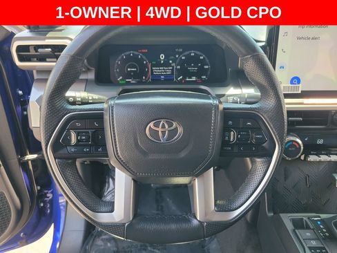 Used 2025 Toyota Tacoma TRD Off-Road AWD/4WD image 24