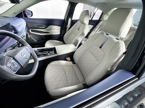 New 2026 Nissan Sentra SL w/ Floor Mat Package FWD image 18
