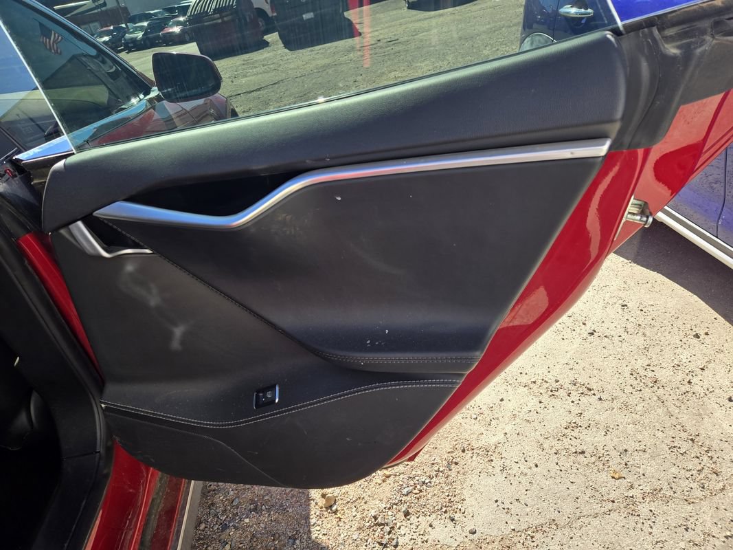 Used 2015 Tesla Model S 85D AWD/4WD image 8