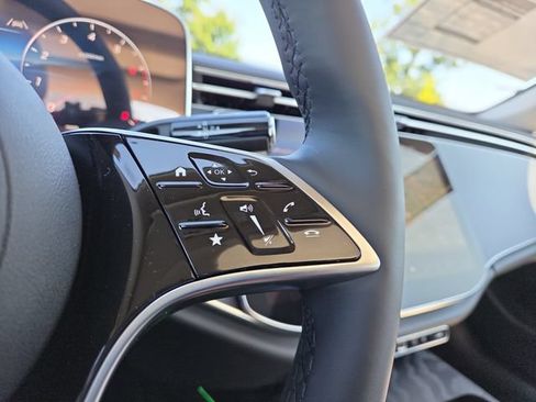 New 2027 Mercedes-Benz E 450 4MATIC Sedan image 16